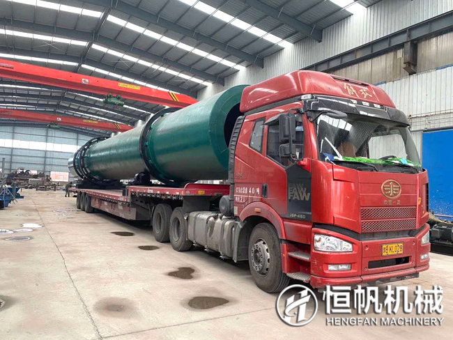 復工復產(chǎn),年產(chǎn)十五萬(wàn)噸雞糞有機肥生產(chǎn)設備助力貴州肥料廠(chǎng)區建設(圖3) 貴州有機肥設備發(fā)貨