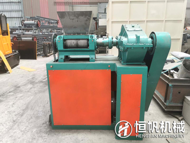 有機肥造粒機針對不同的原料進(jìn)行造粒需要具備什么條件?(圖3) 對輥擠壓造粒機