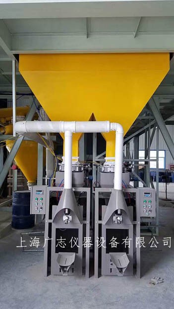 1563586407741331.jpg 液體灌裝機,稱(chēng)重灌裝機,定量灌裝機