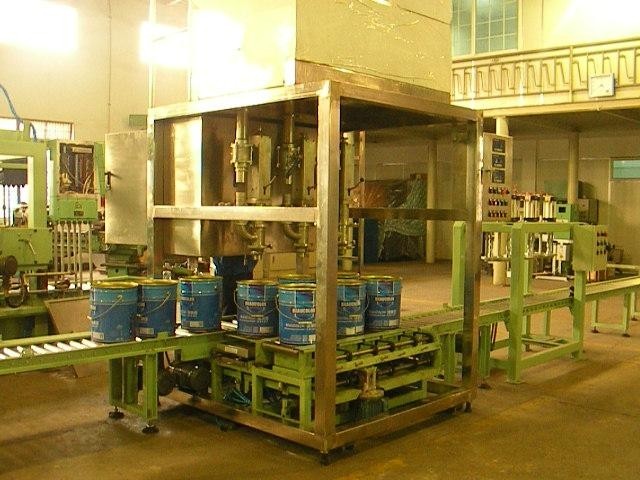 全自動(dòng)灌裝機|干粉砂漿包裝機|自動(dòng)灌裝機|噸袋包裝機|防爆灌裝機|涂料灌裝機|潤滑油灌裝機|液體灌裝秤|油漆灌裝機