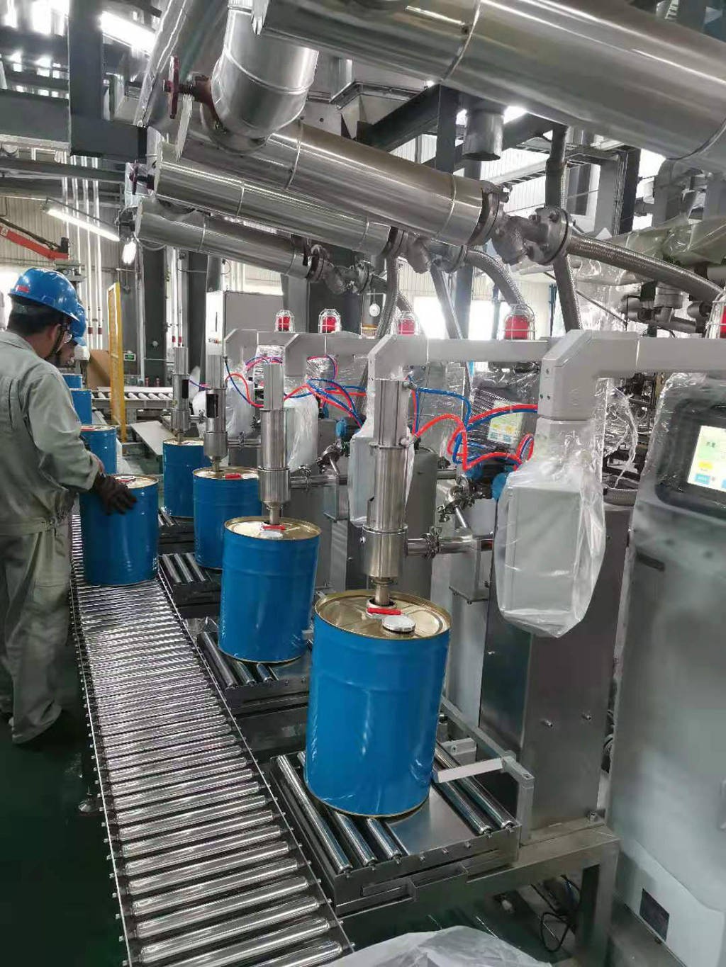 液體灌裝機,稱(chēng)重灌裝機,定量灌裝機 液體灌裝機,稱(chēng)重灌裝機,定量灌裝機