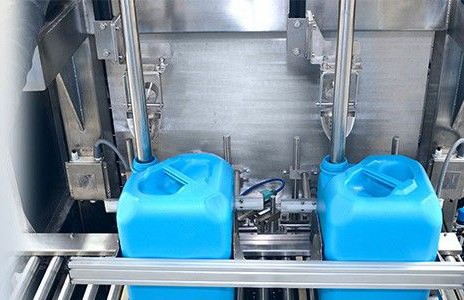 液體灌裝機,稱(chēng)重灌裝機,定量灌裝機