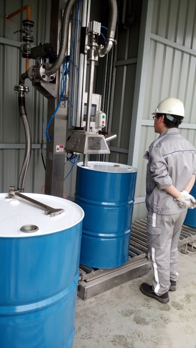 液體灌裝機,稱(chēng)重灌裝機,定量灌裝機