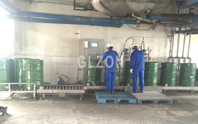 液體灌裝機,稱(chēng)重灌裝機,定量灌裝機 液體灌裝機,稱(chēng)重灌裝機,定量灌裝機