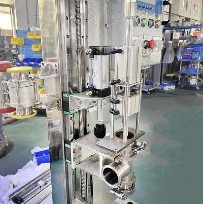 液體灌裝機,稱(chēng)重灌裝機,定量灌裝機 液體灌裝機,稱(chēng)重灌裝機,定量灌裝機