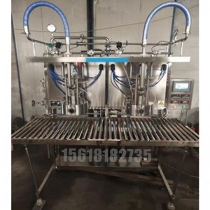 新型BIB無(wú)菌灌裝機
